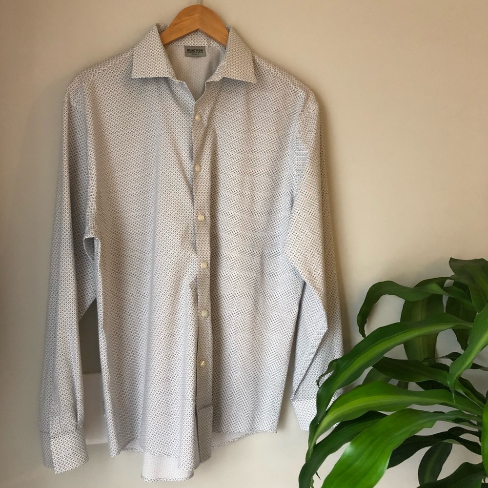 Kenneth Cole Dress Shirt - slim fit